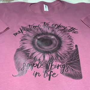 New Graphic T-Shirt Enjoy the Little Things XL